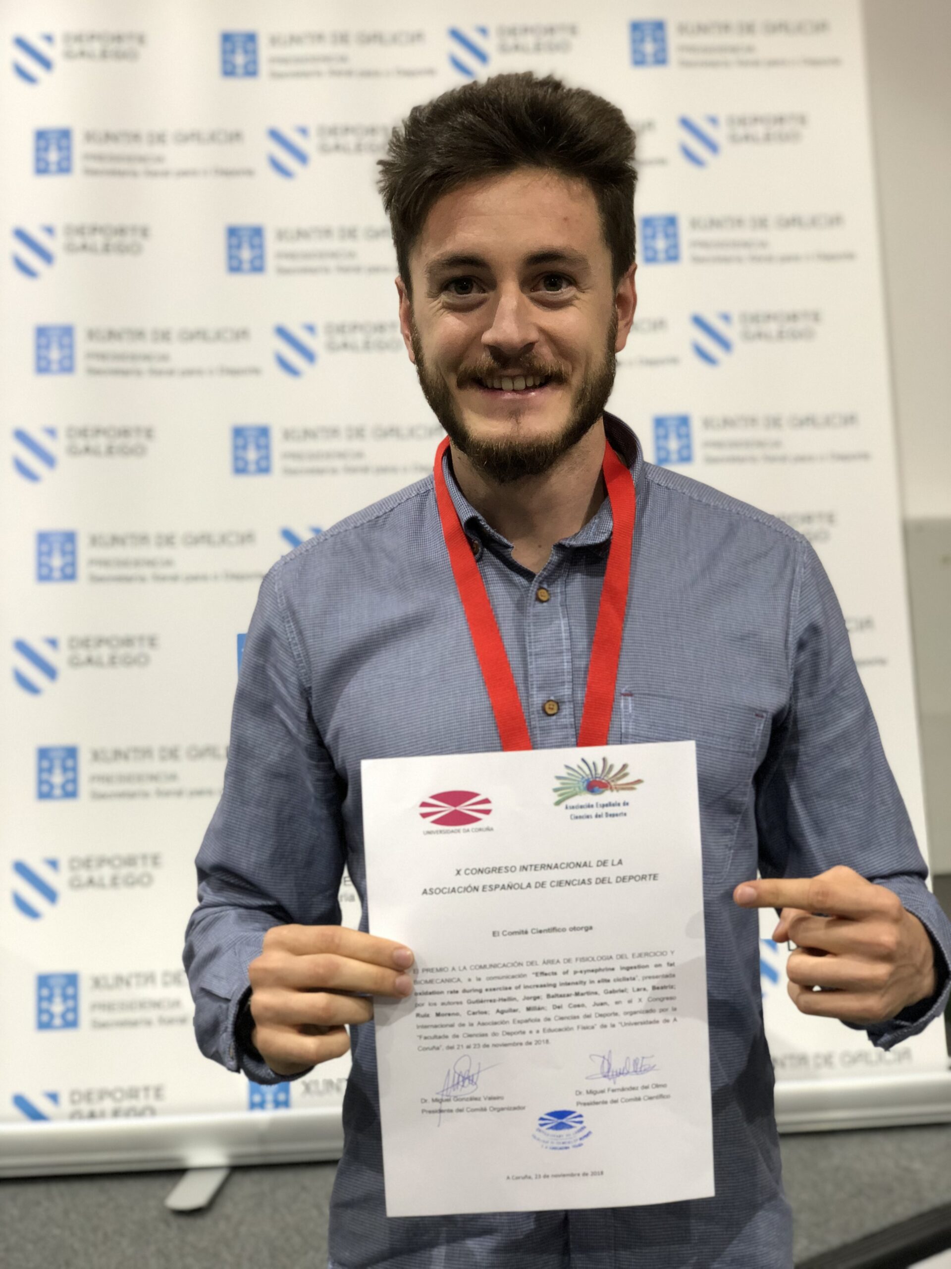Jorge Gutiérrez-Hellín en un congreso de ciencias del deporte